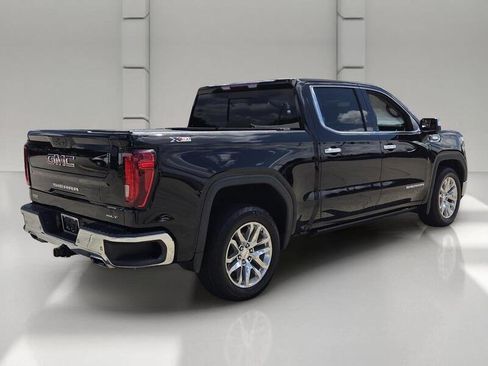 Used 2022 GMC Sierra 1500 SLT w/ SLT Premium Plus Package AWD/4WD image 5