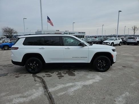 New 2026 Jeep Grand Cherokee L 4WD image 7