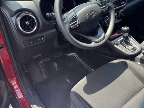 Used 2022 Hyundai Kona SEL w/ Cargo Package AWD/4WD image 9