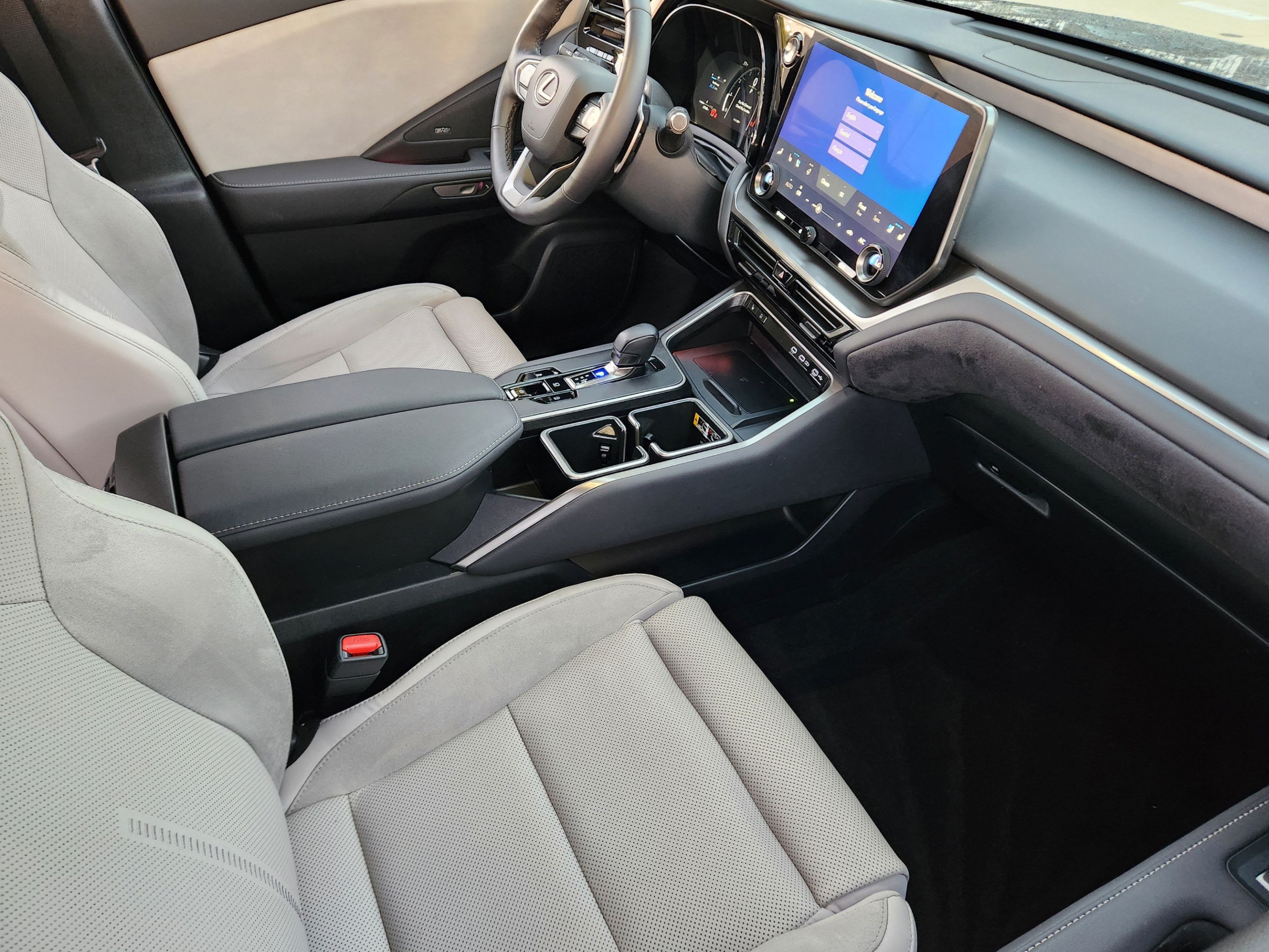 Used 2024 Lexus TX 350 FWD w/ Technology Package image 7