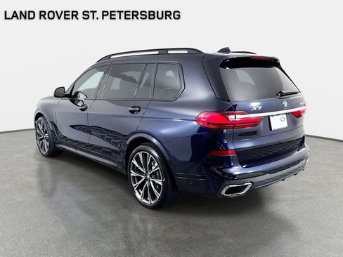Used 2022 BMW X7 xDrive40i w/ M Sport Package AWD/4WD image 8