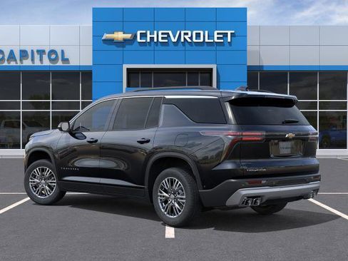 New 2026 Chevrolet Traverse LT FWD image 3