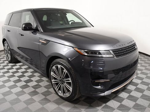 New 2026 Land Rover Range Rover Sport Dynamic SE AWD/4WD image 8