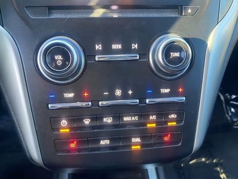 Used 2019 Lincoln MKC Select w/ Select Plus Package image 20