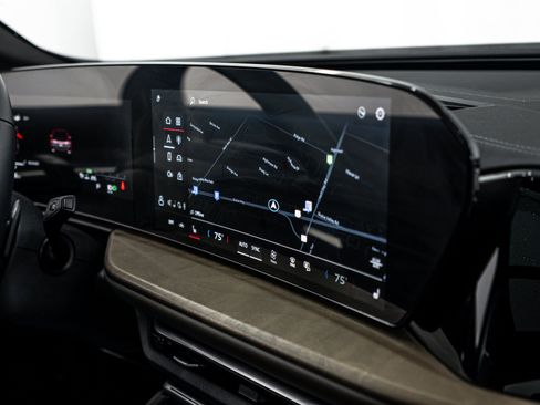 Used 2025 Audi Q5 Premium w/ Convenience Package AWD/4WD image 9