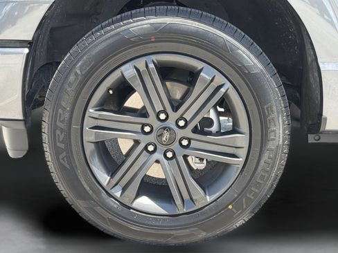 Used 2023 Ford F150 Lariat AWD/4WD image 35