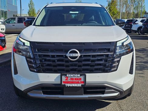 New 2026 Nissan Pathfinder SL AWD/4WD image 2