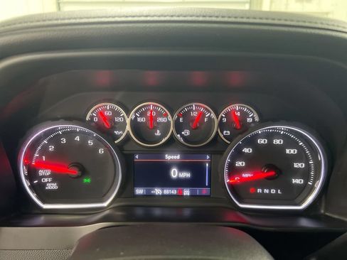 Used 2019 Chevrolet Silverado 1500 LTZ AWD/4WD image 12
