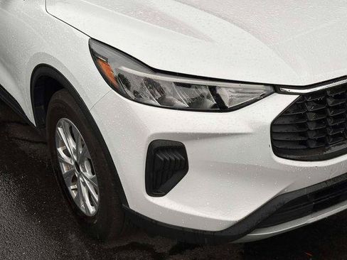 Used 2023 Ford Escape Active AWD/4WD image 6