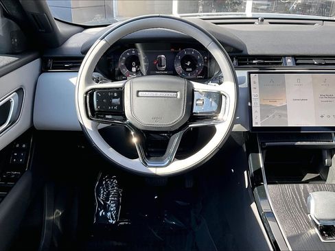 Used 2026 Land Rover Range Rover Velar S AWD/4WD image 5