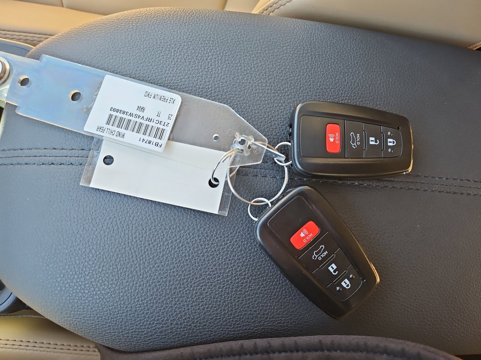 Used 2025 Toyota RAV4 XLE Premium w/ Weather Package FWD image 21