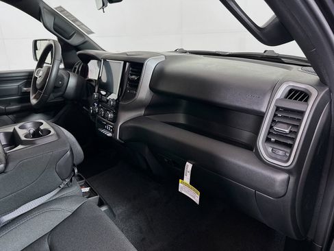 New 2026 RAM 1500 Express AWD/4WD image 28