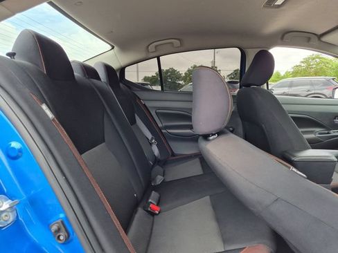 Used 2022 Nissan Versa SR w/ Convenience Package FWD image 29