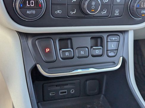 Used 2020 GMC Terrain Denali w/ Denali Premium Package image 30