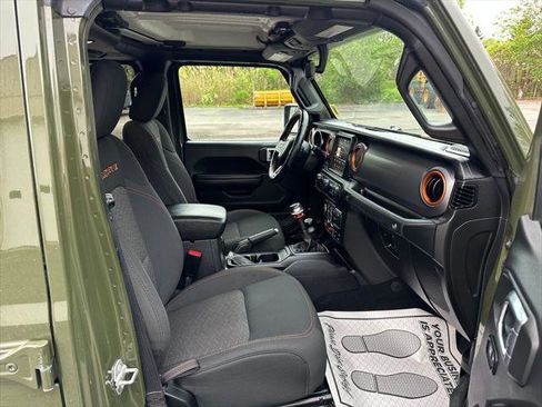 Certified 2021 Jeep Gladiator Mojave AWD/4WD image 29