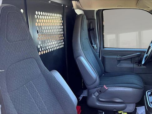 Used 2024 GMC Savana 2500 w/ Driver Convenience Package RWD image 23