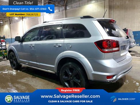 Used 2019 Dodge Journey Crossroad image 3