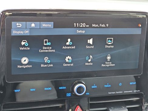 Used 2020 Hyundai Ioniq Limited image 22