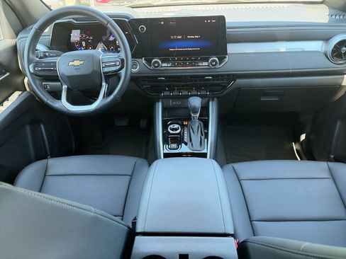 Used 2024 Chevrolet Colorado LT w/ LT Convenience Package III AWD/4WD image 9
