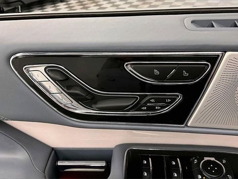 Used 2023 Lincoln Navigator Black Label image 27