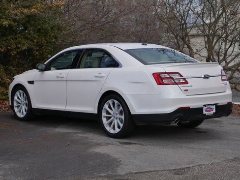 Used 2017 Ford Taurus Limited image 21