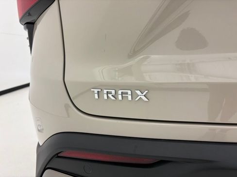 New 2026 Chevrolet Trax ACTIV w/ Driver Confidence Package FWD image 21