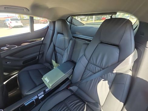 Used 2010 Porsche Panamera 4S AWD/4WD image 17
