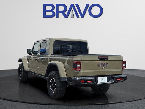 Used 2020 Jeep Gladiator Rubicon AWD/4WD image 5