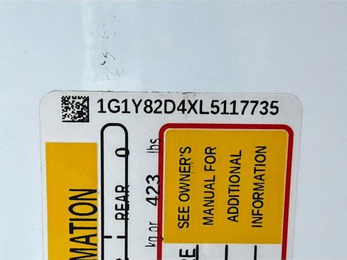 Used 2020 Chevrolet Corvette Stingray Premium Cpe w/ 3LT Preferred Equipment Group image 38