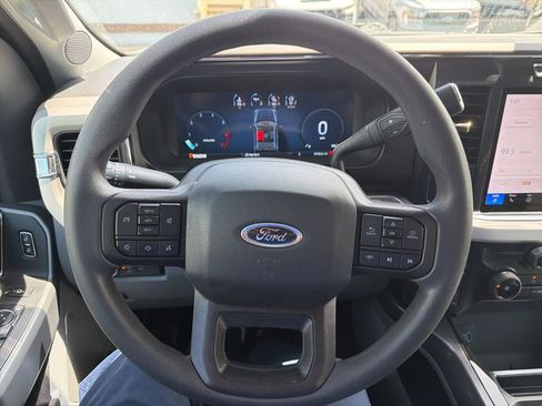 Used 2024 Ford F350 XLT w/ XLT Premium Package AWD/4WD image 11