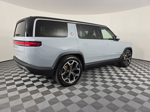 Used 2023 Rivian R1S Adventure AWD/4WD image 5