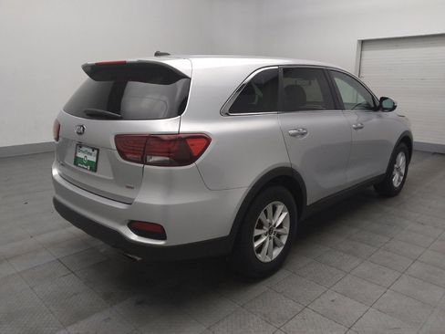 Used 2019 Kia Sorento L image 9