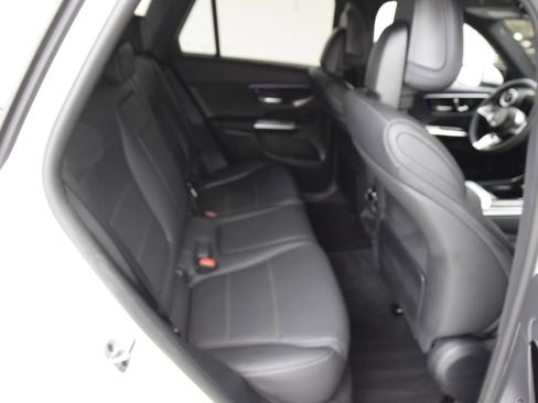 Certified 2026 Mercedes-Benz GLC 300 image 18