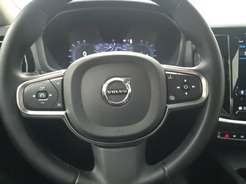 Used 2024 Volvo S60 B5 Core image 21