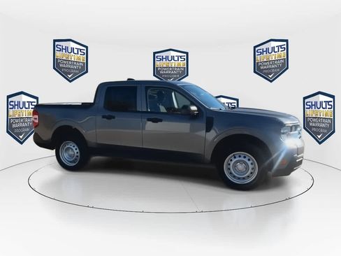 New 2025 Ford Maverick XL image 2