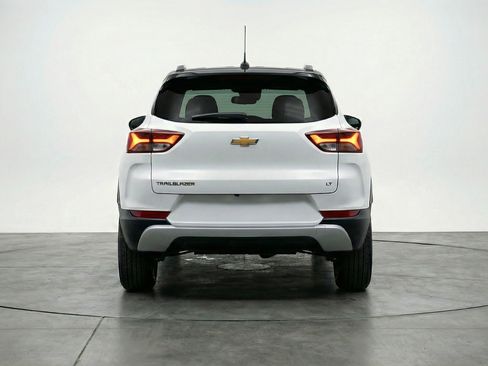 Used 2025 Chevrolet TrailBlazer LT image 7