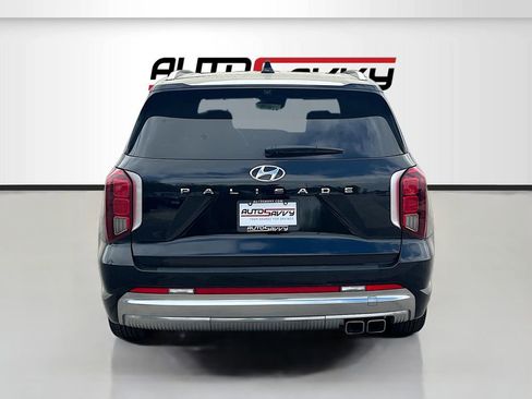 Used 2024 Hyundai Palisade Calligraphy image 6