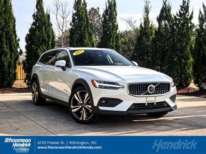 Used 2025 Volvo V60 B5 Cross Country Plus
