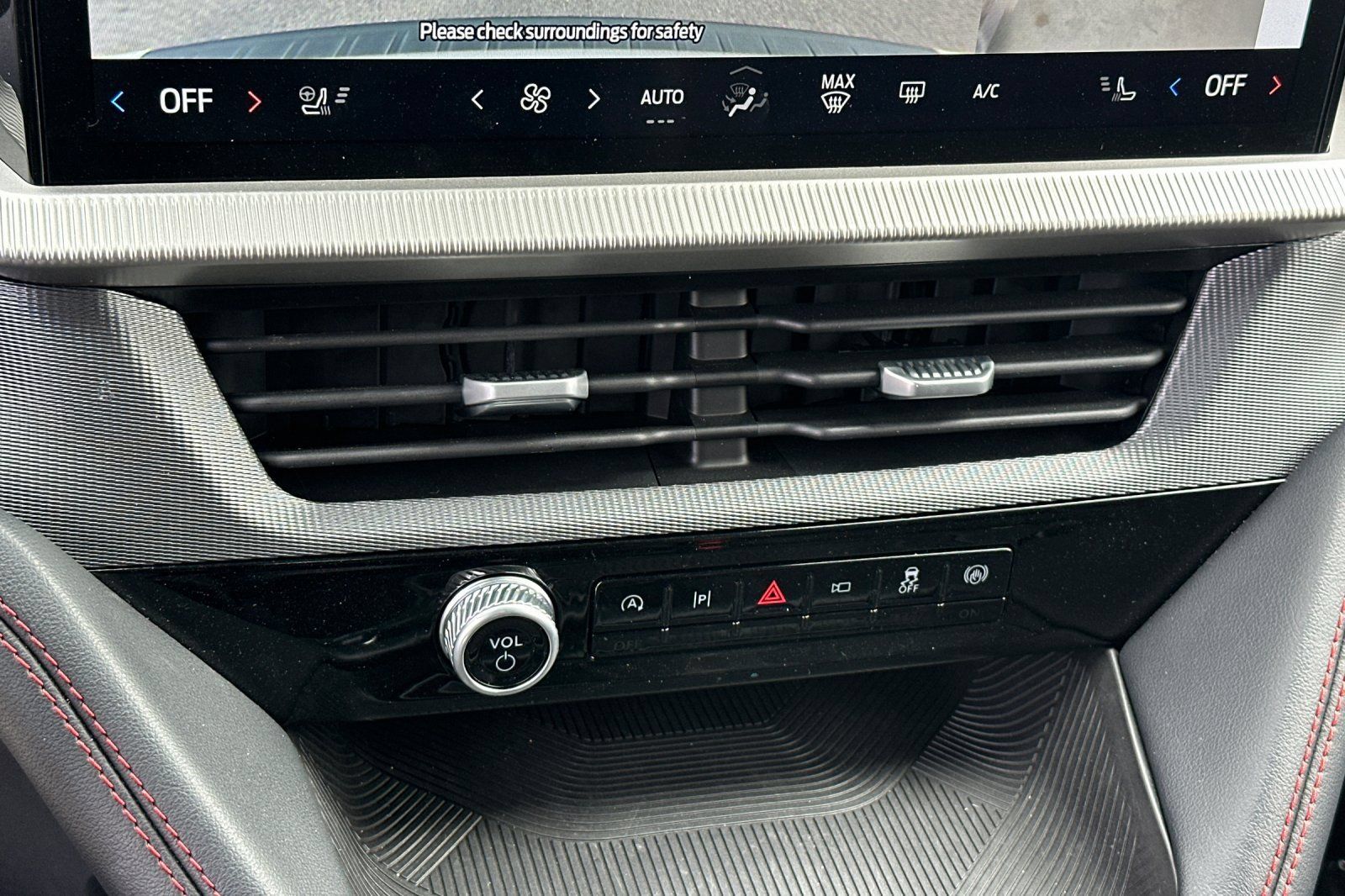 New 2025 Ford Explorer ST-Line AWD/4WD image 25