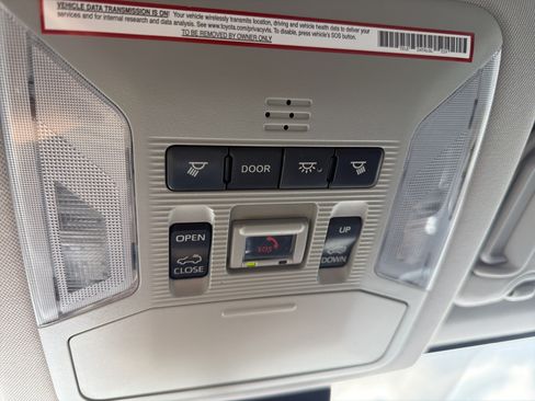 Used 2021 Toyota RAV4 XLE Premium FWD image 23