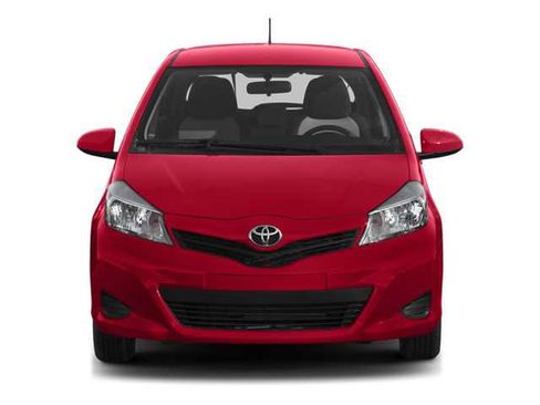 Used 2014 Toyota Yaris L FWD image 4