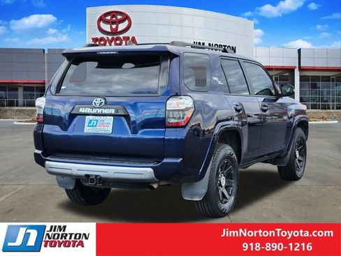 Used 2022 Toyota 4Runner TRD Off-Road Premium image 6