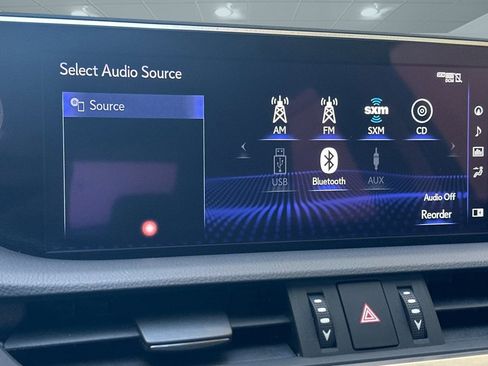 Certified 2020 Lexus ES 300h w/ Luxury Package image 23