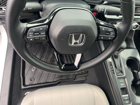 Certified 2023 Honda Civic EX image 17