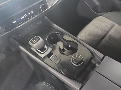 New 2026 Nissan Rogue SV w/ Cold Weather Package AWD/4WD image 25