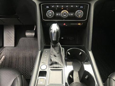 Used 2022 Volkswagen Atlas SE FWD image 13