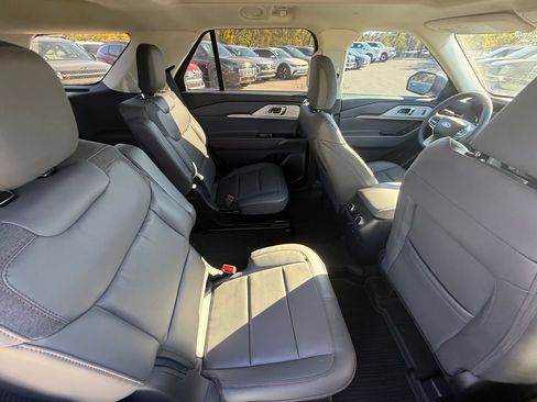 New 2026 Ford Explorer Active w/ Active Comfort Package image 15