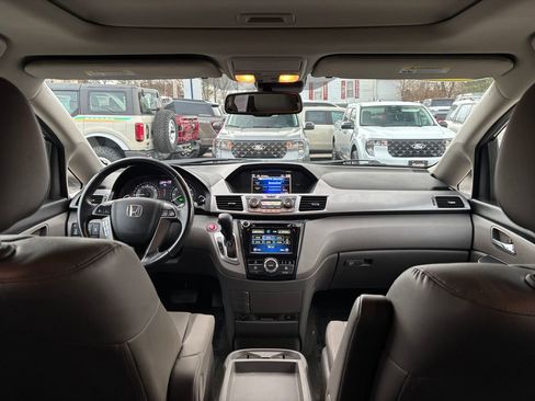 Used 2016 Honda Odyssey EX-L image 22