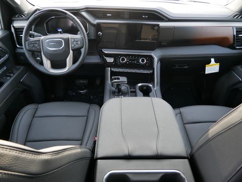 New 2026 GMC Sierra 1500 Denali AWD/4WD image 6