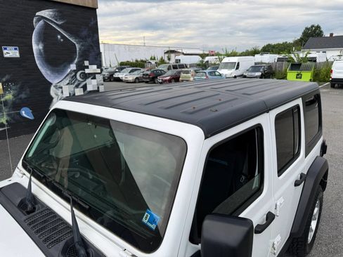 Used 2021 Jeep Wrangler Unlimited Sport AWD/4WD image 70